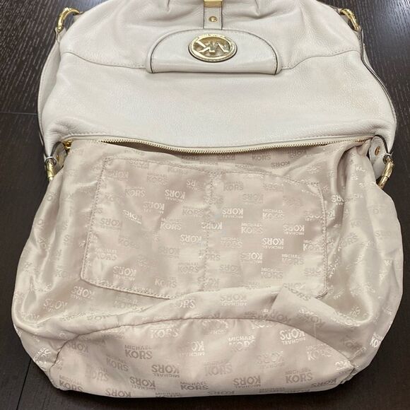 Michael Kors White Hobo Bag Pebbled Leather Gold Hardware B. Makowski Wallet 2pc - Picture 14 of 16